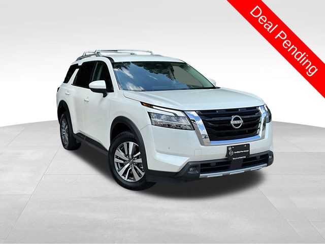 Pearl White Tricoat 2023 Nissan Pathfinder SUV / Crossover All-Wheel Drive 9-Speed Automatic