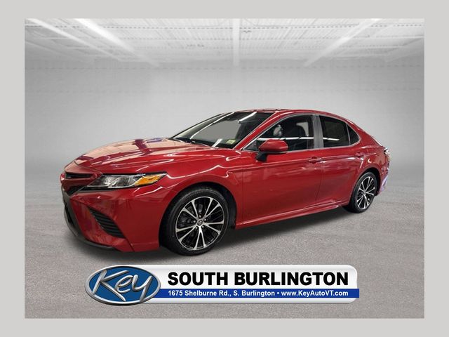 2020 Toyota Camry SE FWD