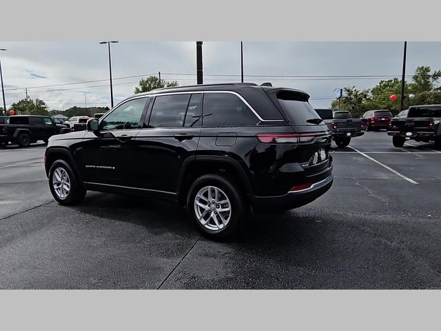 2025 Jeep Grand Cherokee Laredo X 4x4