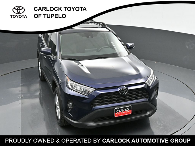 2019 Toyota RAV4 XLE 30