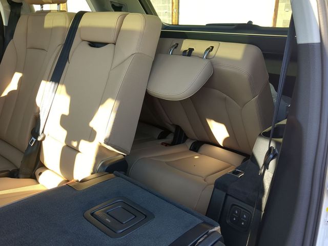 new 2026 Audi Q7 car, priced at $64,445