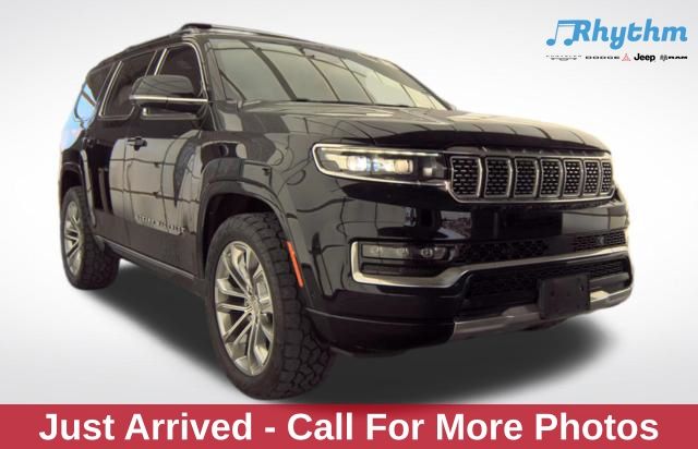 Diamond Black Crystal Pearlcoat 2022 Jeep Grand Wagoneer SUV / Crossover Four-Wheel Drive 8-Speed Automatic