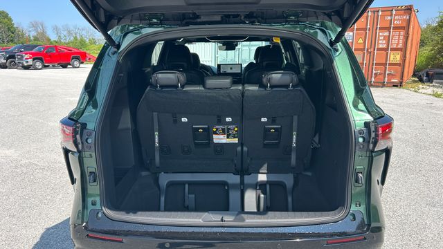 New 2026 Toyota Sienna Van