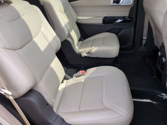 Used 2021 Blue Ford Platinum image 40