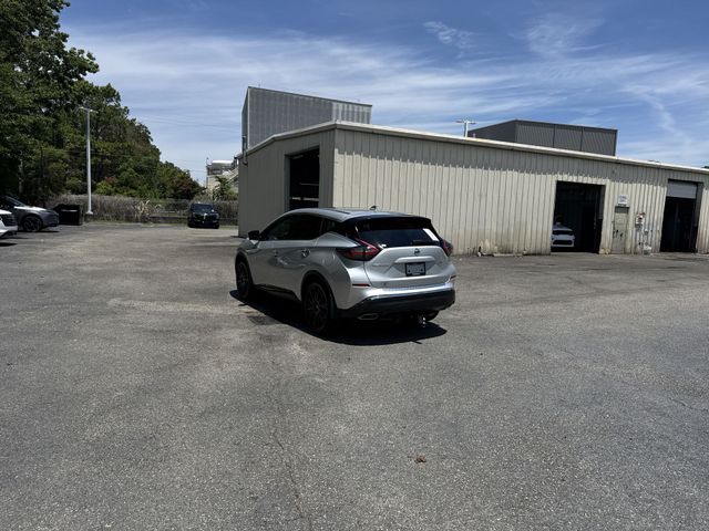 Used 2021 Silver Nissan SL image 7