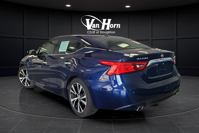 Used 2018 Deep Blue Pearl Nissan 3.5 SL image 5