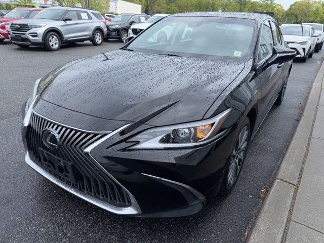 2021 Lexus ES 350 250 AWD's photo