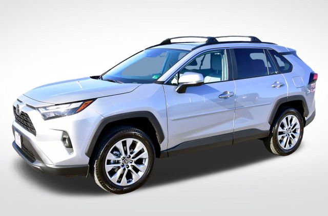 2025 Toyota RAV4 XLE Premium's photo