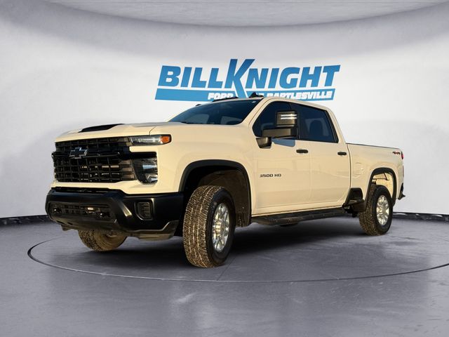 Summit White 2024 Chevrolet Silverado 3500HD Pickup Truck Four-Wheel Drive Automatic