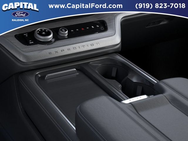 Used 2025 White Ford Platinum image 15