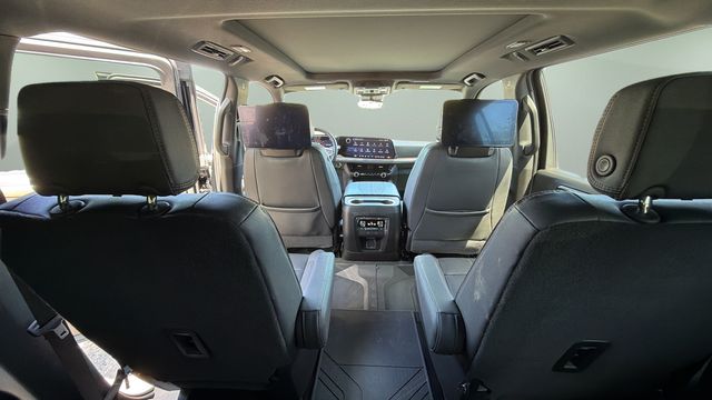 Used 2025 Black Chevrolet High Country image 44