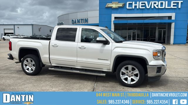 White Diamond Clearcoat 2015 GMC Sierra 1500 SLE Crew Cab Pickup Truck 4X2 6-Speed Automatic Overdrive