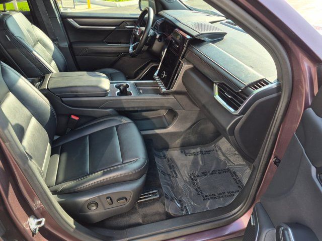 Used 2024 GMC Acadia SUV