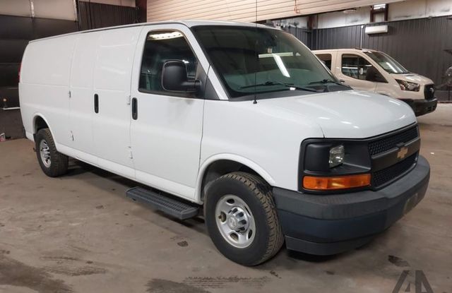 2017 Chevrolet Express Cargo 3500 Extended RWD