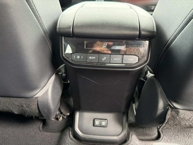 Used 2020 Toyota Highlander SUV