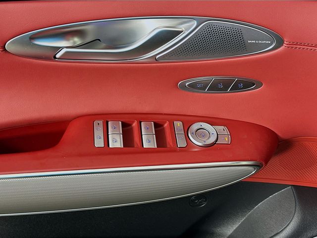 Thumbnail: 2026 Genesis GV70 - 18