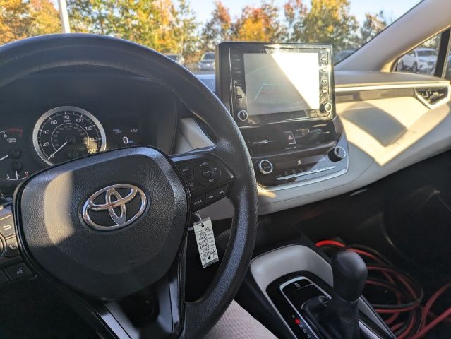 2022 Toyota Corolla LE 30