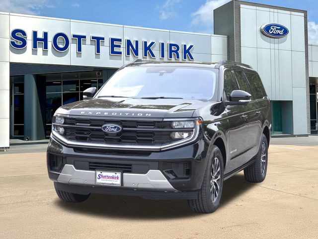 New 2025 Black Ford Platinum image 3