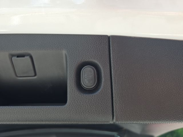 Photo of 2019 GMC Yukon SLT in Dallas, GA - 12,  2019 GMC Yukon SLT:42465B