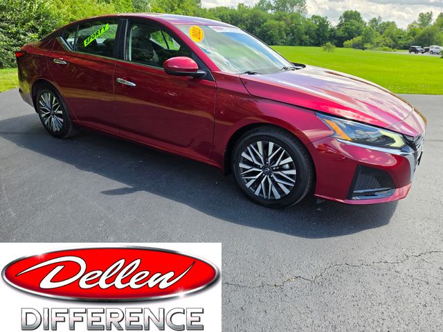  2023 Nissan Altima 2.5 SV FWD   