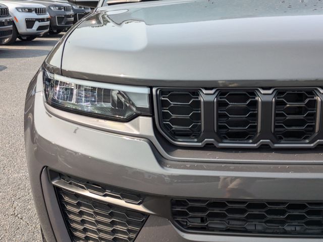 2026 Jeep Grand Cherokee Altitude