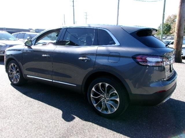 used 2022 Lincoln Nautilus car, priced at $34,889