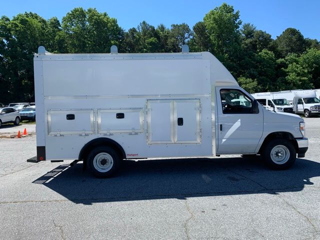 2025 Ford E-350SD Base 9