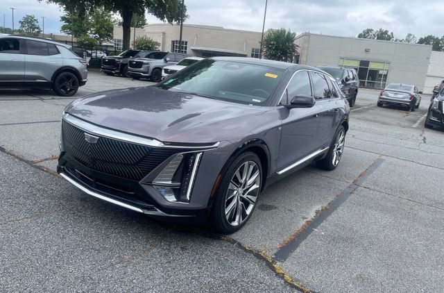 2024 Cadillac LYRIQ Luxury 3 AWD