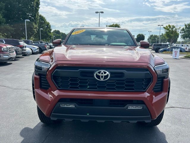 2025 Toyota Tacoma TRD Off Road - Photo 2