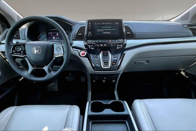 Used 2022 Honda Odyssey Van