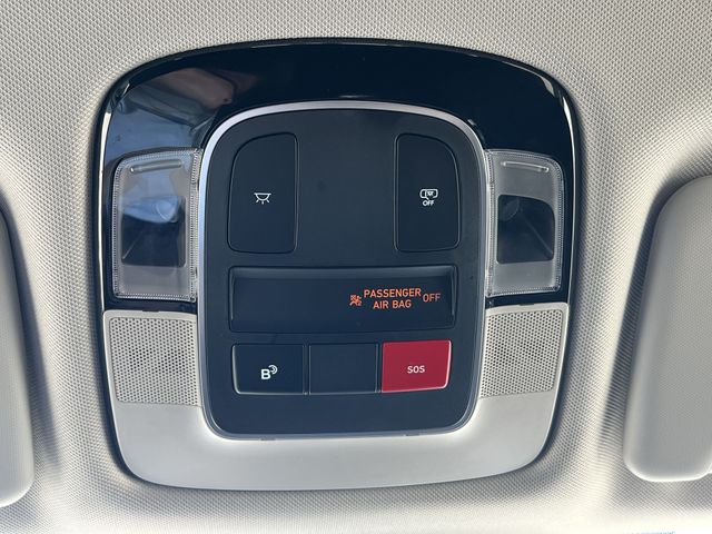 Used 2026 White Hyundai SEL Plus image 29
