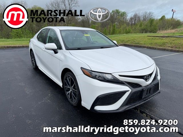 2023 Toyota Camry SE FWD