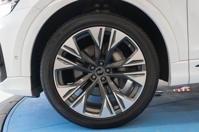 Used 2025 Audi Q8 SUV