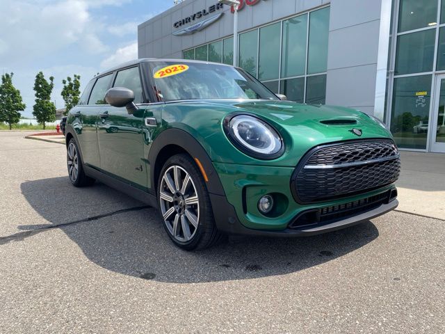 2023 MINI Cooper S Clubman - British Racing Green exterior view 3
