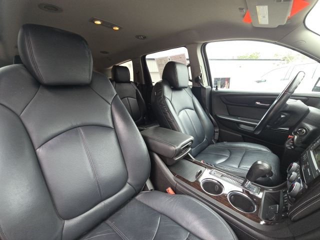 2016 Chevrolet Traverse 2LT:45397A