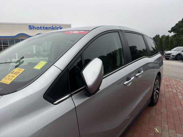 Used 2025 Honda Odyssey Van