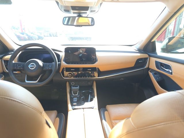 2021 Nissan Rogue Platinum - Photo 15