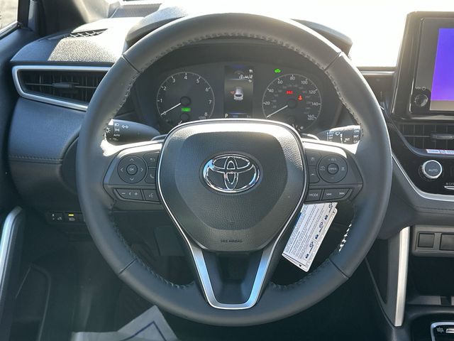 2024 Toyota Corolla Cross Hybrid SE 8