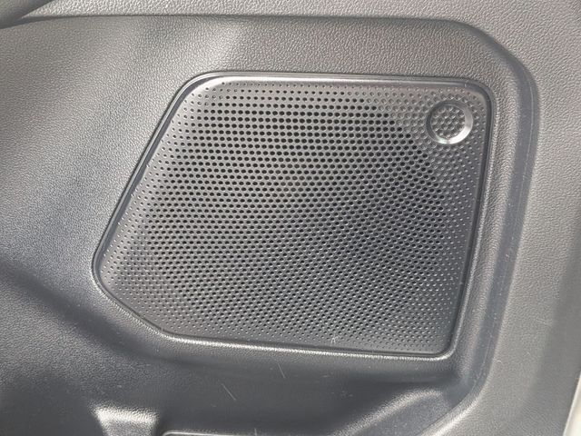 2020 Ford Escape - Image 16