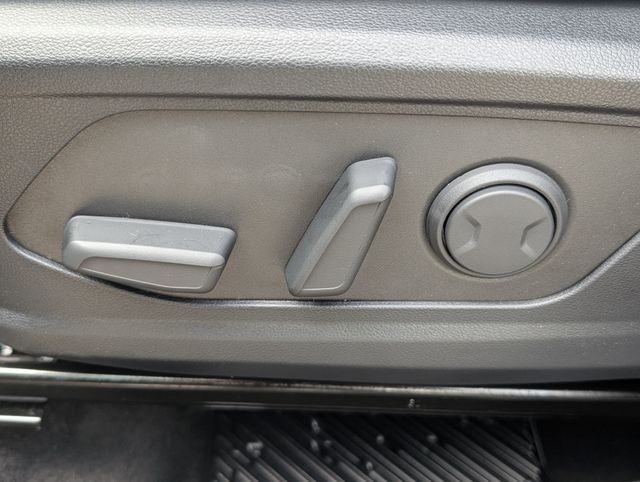 2026 Hyundai Tucson Limited Green at DeMontrond Gulf Freeway
