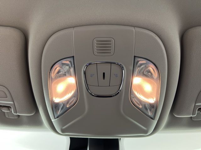 2022 Granite Crystal Metallic Clearcoat Jeep Compass Limited 4X4 SUV