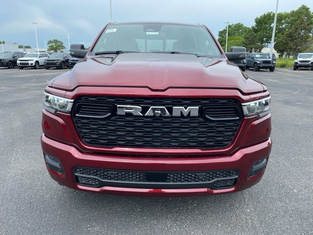 2025 Ram 1500 Big Horn/Lone Star 2