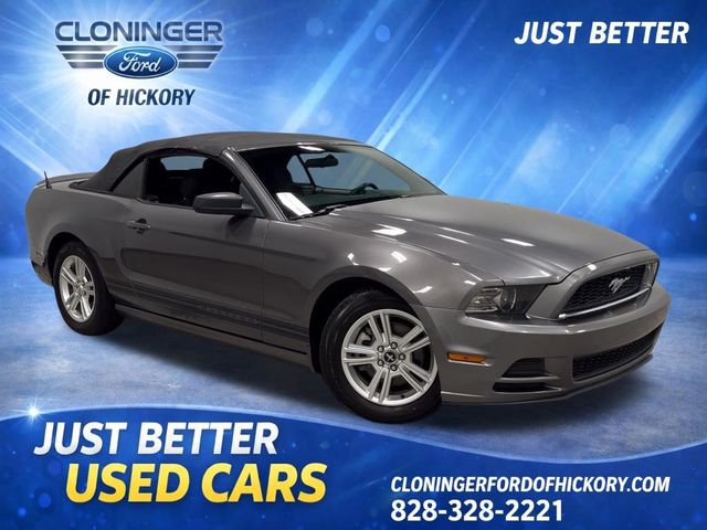 Sterling Gray Metallic 2013 Ford Mustang V6 Convertible RWD Convertible Rear-Wheel Drive 6-Speed Automatic