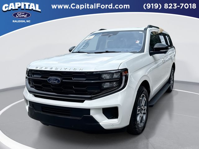 Star White Metallic TC 2025 Ford Expedition SUV / Crossover Four-Wheel Drive Automatic