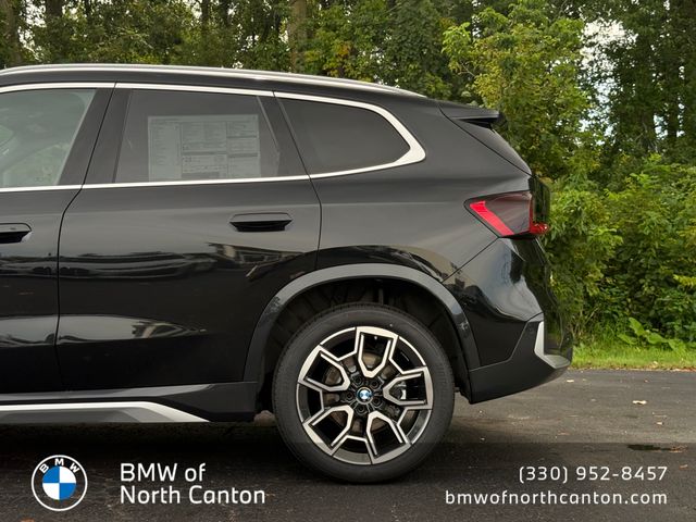 New 2027 Black BMW xDrive28i image 9