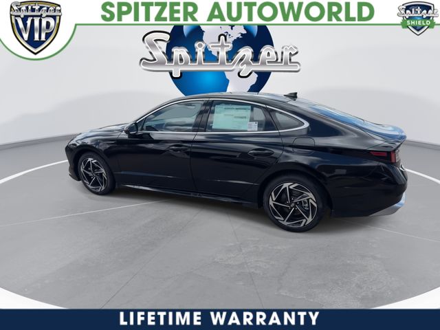 New 2026 Black Hyundai SEL Sport image 6
