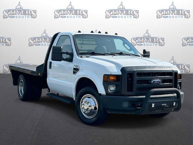 White 2010 Ford F-350 Super Duty Chassis XL DRW RWD Pickup Truck 4X2 5-Speed Automatic Overdrive