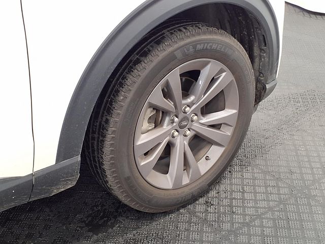 2023 Ford Explorer - Image 11