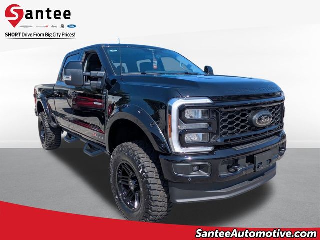 2025 Ford F-250 Super Duty Lariat Crew Cab 4WD