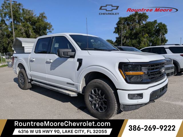 Oxford White 2026 Ford F-150 Pickup Truck Four-Wheel Drive Automatic